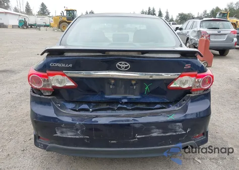 2013 Toyota Corolla S z USA, uszkodzony, nr VIN 5YFBU4EE4DP208774